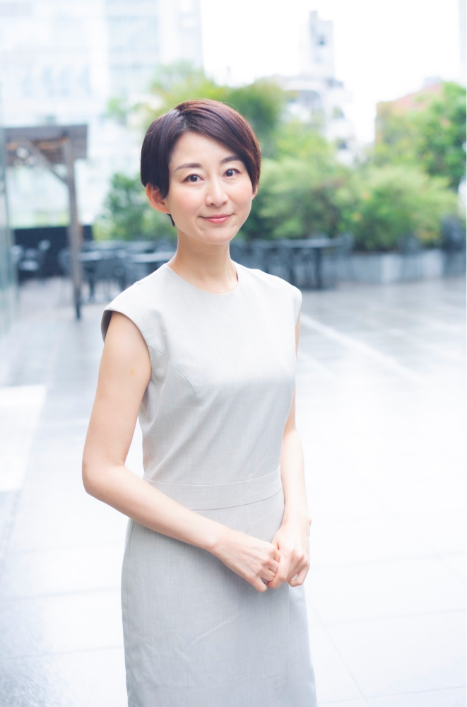 安堂サオリ